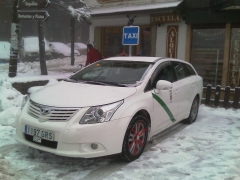 En sierra nevada hay una parada de taxis donde podran encontrar a pepe, antonio o a paco (el yeti)