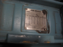 Placa de caracteristicas de motor abb de 75 kw