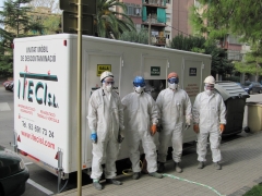 Iteci sl, empresa especializada en la retirada de amianto, caravana de descontaminacion y equipo humano profesional