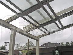 El techo movil ittalum con vidrio le permite ver con claridad los lugares que le envuelven reduce el ruido del