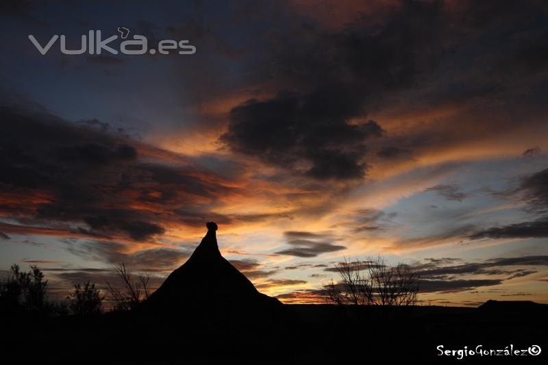 bardenas reales de noche