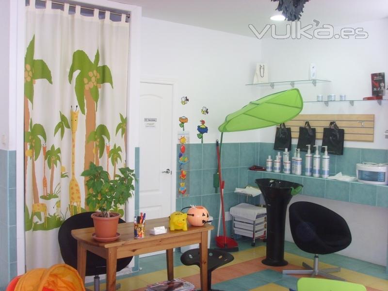 Salón Mis Pelitos Peluquería Infantil