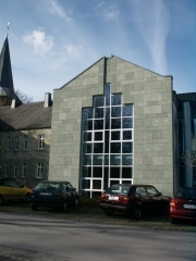 Solnhofen piedra verde en fachada ventilada