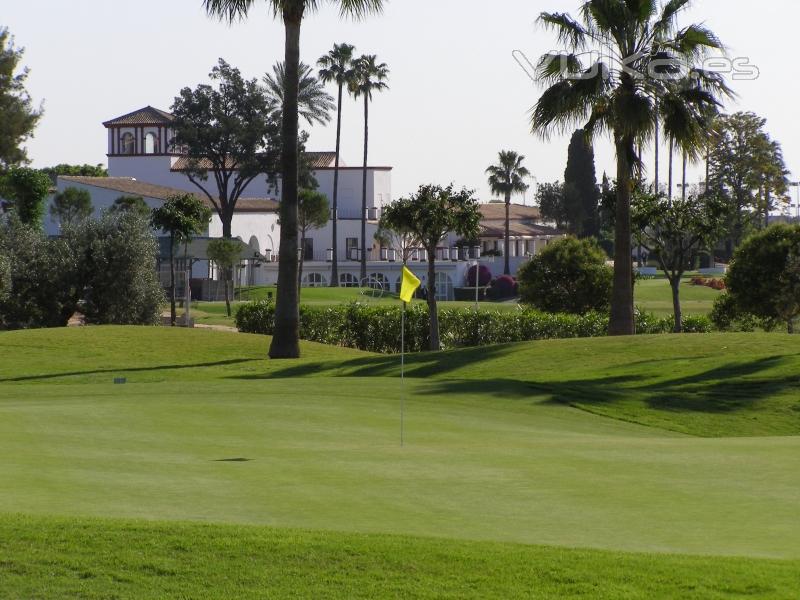 Zaudín golf de sevilla - dondejugaralgolf