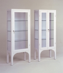 Vitrina clinica una o dos puertas fabricadas en acero esmaltado epoxi laterales, puertas y entrepanos de