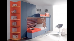 Dormitorio juvenil con tren con cama superior