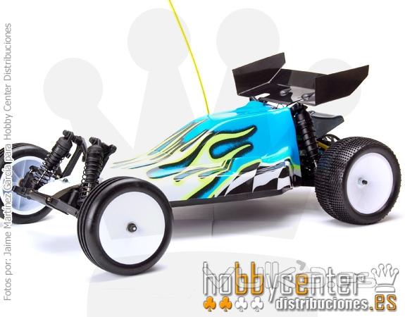 Buggy de tracción trasera, con un potente propulsor eléctrico. Este coche es la versión suave del modelo de ...