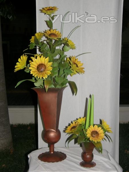 Jarrón con luz y centro de mesa para velas