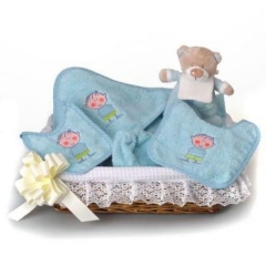 Baberos y regalos para bebes.. Un regalo original, una pieza artesanal y un complemento textil total