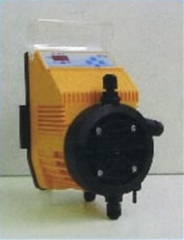 Difusor automático de ambientador para instalaciones centralizadas de aire acondicionado.