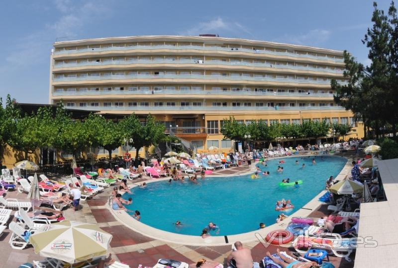 Hotel Calypso piscina