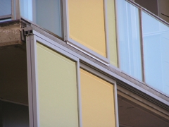 Panel textil deslizante para fachada